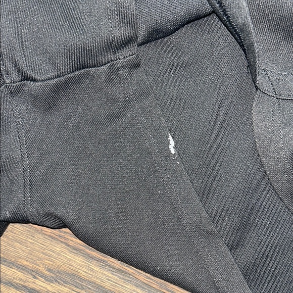 Under Armour Black Athletic Shorts Lightweight Performance - Picture 4 of 4